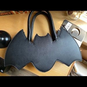 New without tag killstar bat purse!